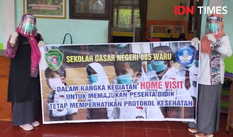Sistem pembelajaran home visit yang dilaksanakan SDN 005 Waru, PPU (IDN Times/Ervan Masbanjar)