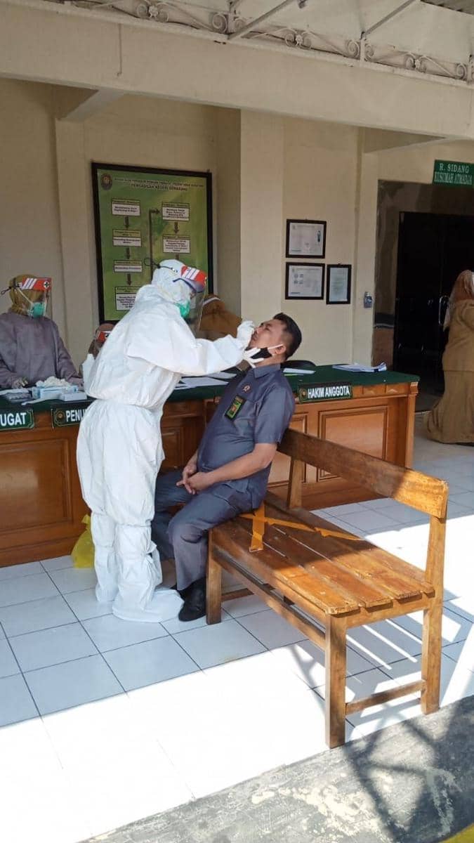 Pegawai Positif COVID-19 Meninggal, 40 Hakim PN Semarang Tes Swab