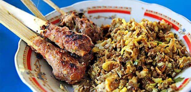 3 Makanan Bali, Lawar Hingga Tum yang Wajib Dicoba