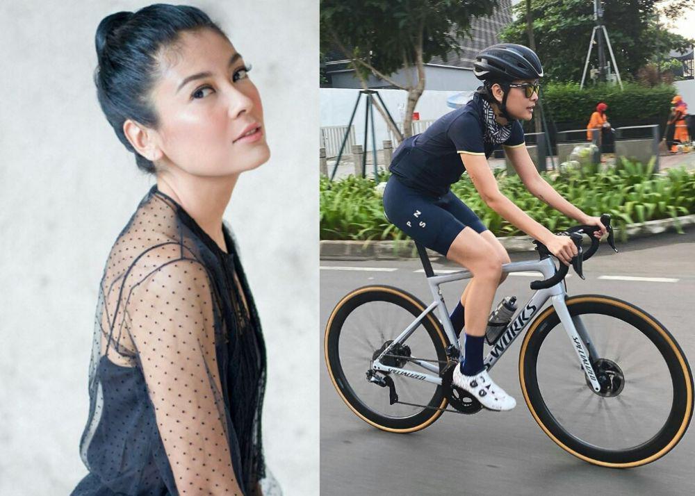 Ini 9 Potret Keren Sigi Wimala Saat Olahraga Bersepeda, Kece Abis!