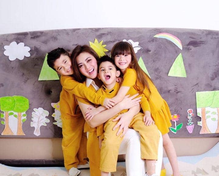 Instagram.com/dhenafrizzy