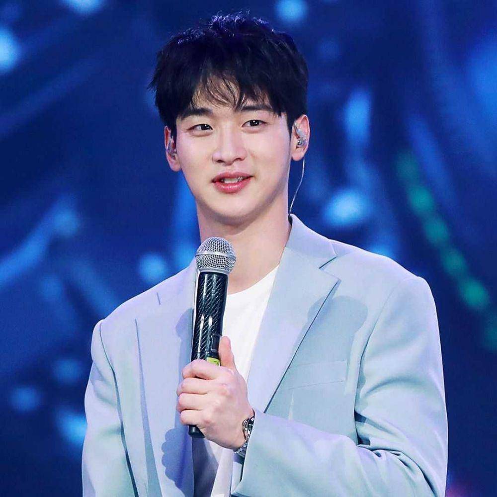 Instagram.com/dongyoon1992