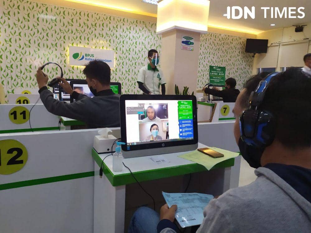 BP Jamsostek Serahkan Data Validasi Pekerja Penerima BSU Ke Kemenaker