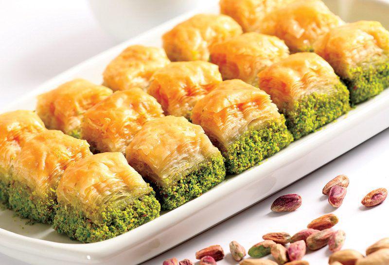 10 Makanan Ringan Khas Timur Tengah untuk Takjil Buka Puasa