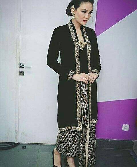 instagram.com/lunamaya