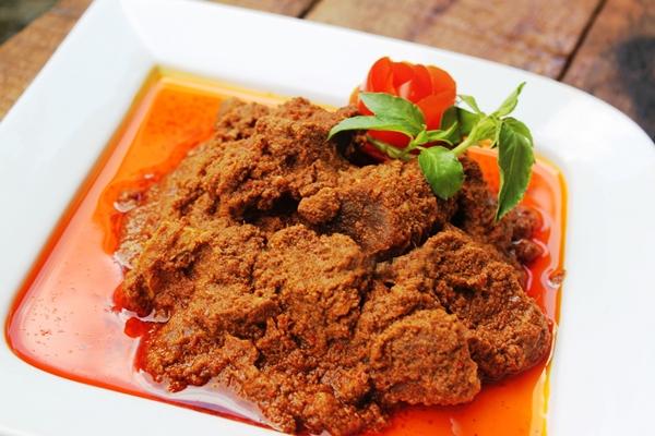 6 Tips Makan Daging Kurban Khas Idul Adha yang Lebih Sehat
