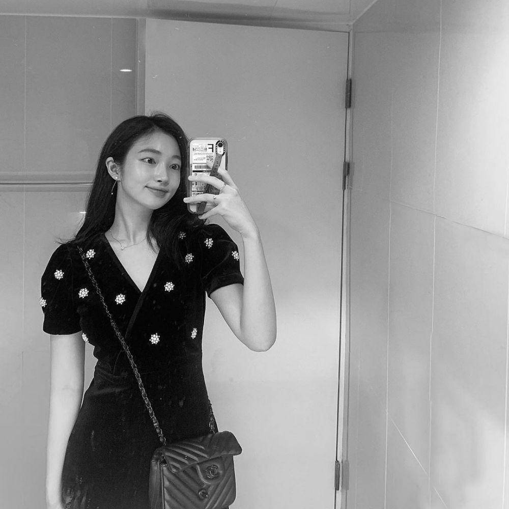 instagram.com/haezy___