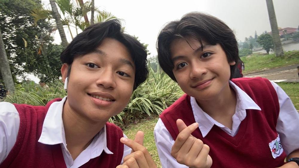 10 Potret Masa Kecil Para Pemain 'Dari Jendela SMP', Bikin Gemas