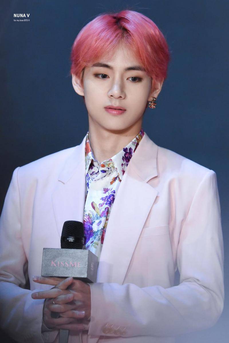 twitter.com/_nuna_V