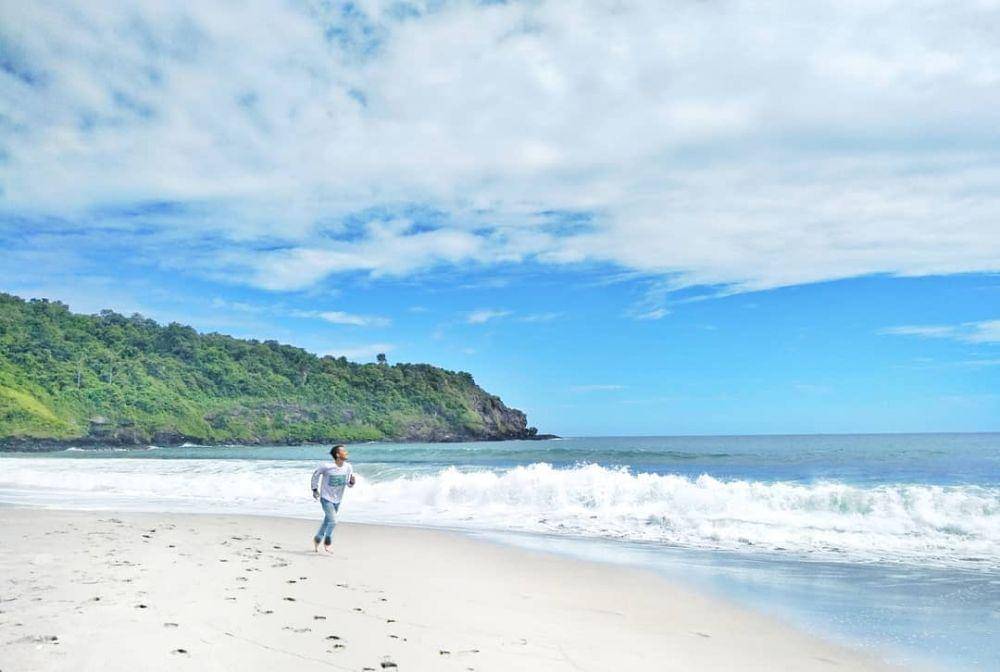 Instagram.com/juniardanarizky