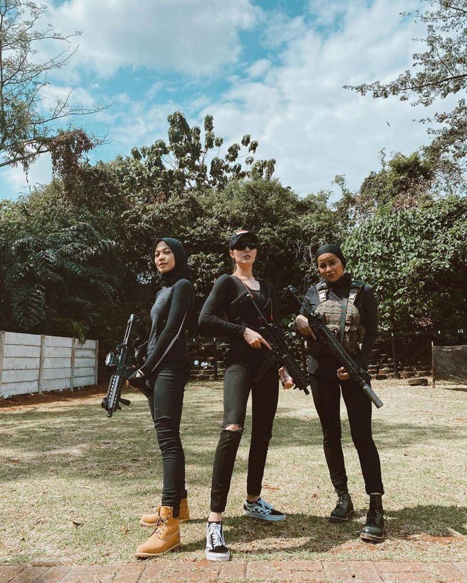 Instagram.com/dianayulestari/