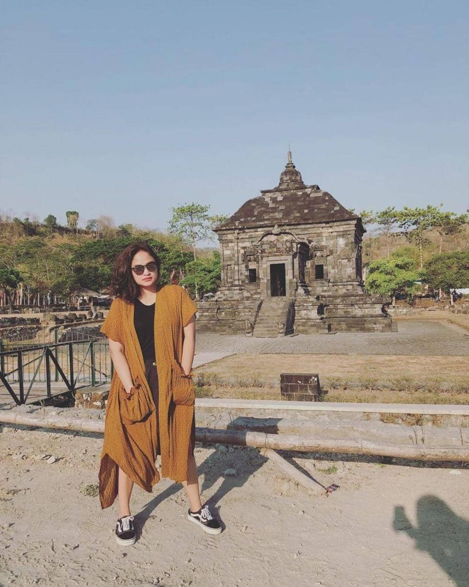 Instagram.com/revtiayunatasya