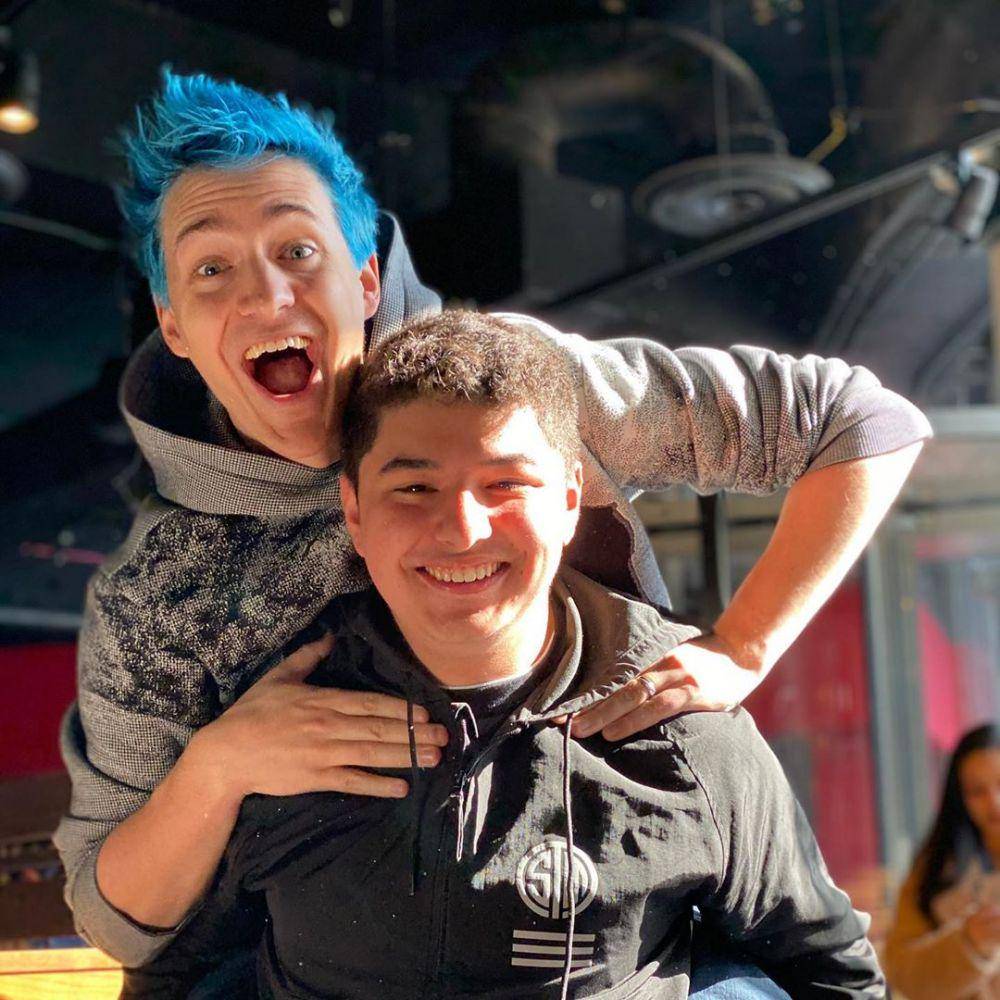 instagram.com/ninja