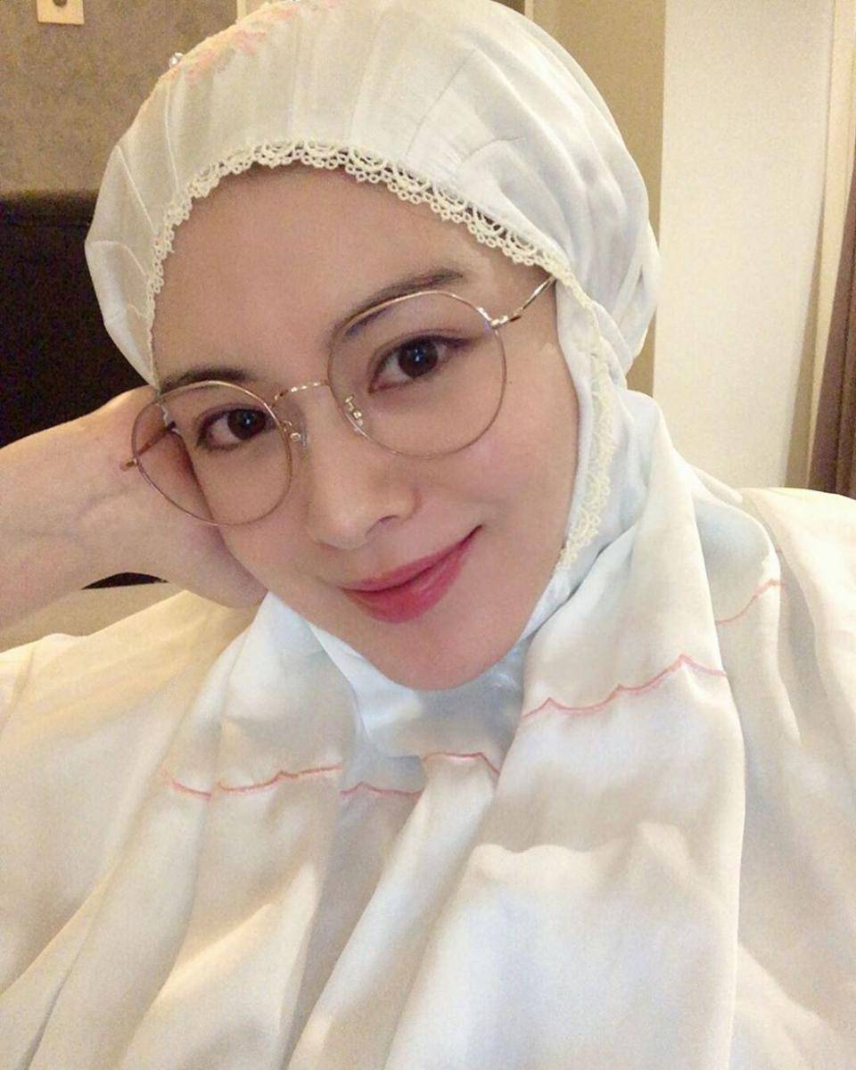 instagram.com/ayanamoon