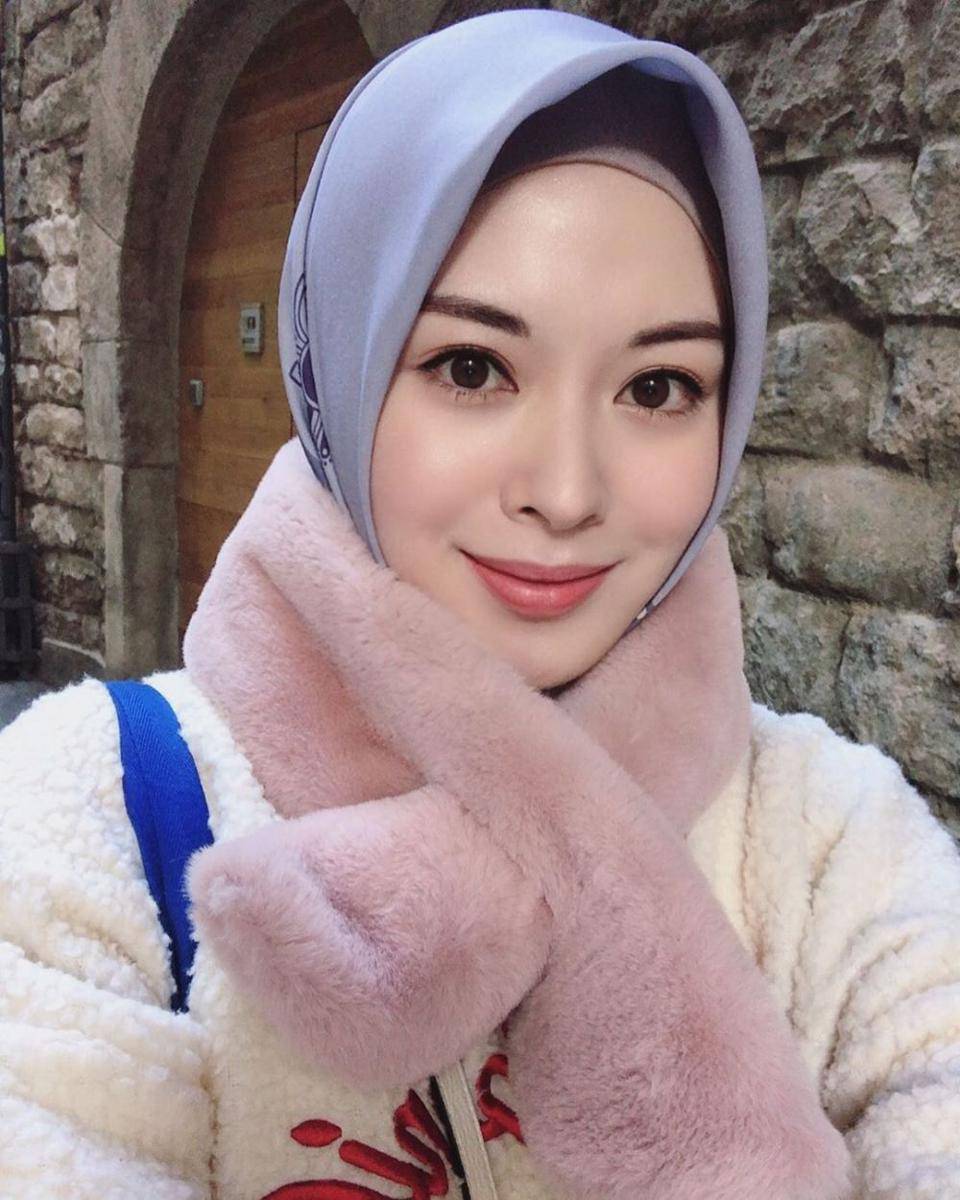 instagram.com/xolovelyayana