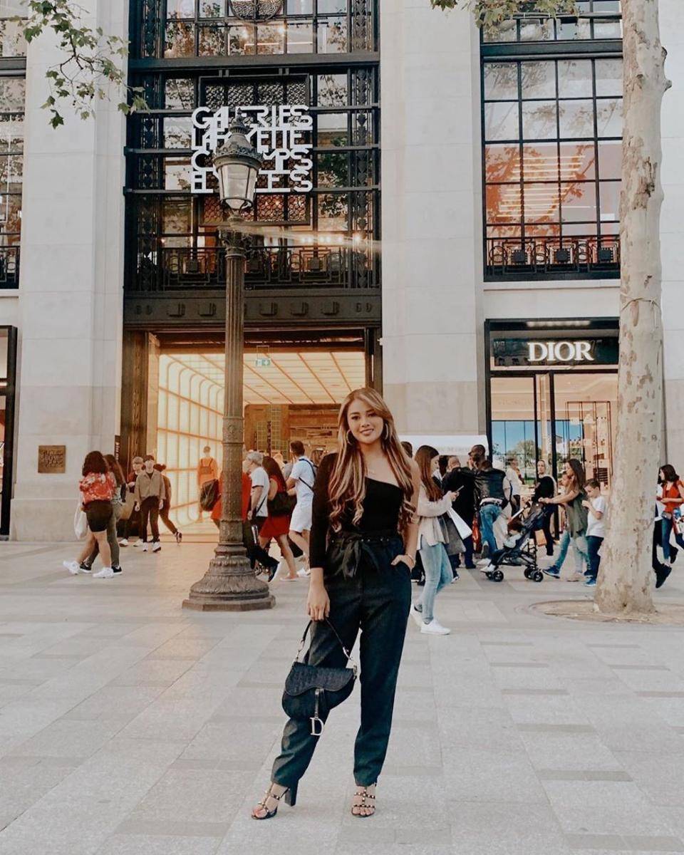 instagram.com/aurelie.hermansyah