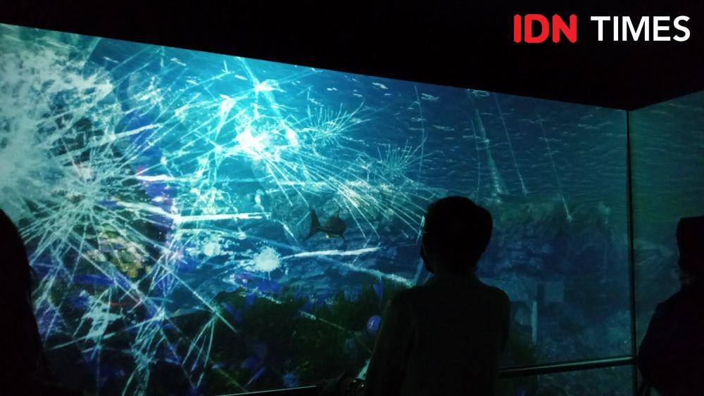 Kapal Selam 5D di Jakarta Aquarium. IDN Times/Dhiya Awlia Azzahra