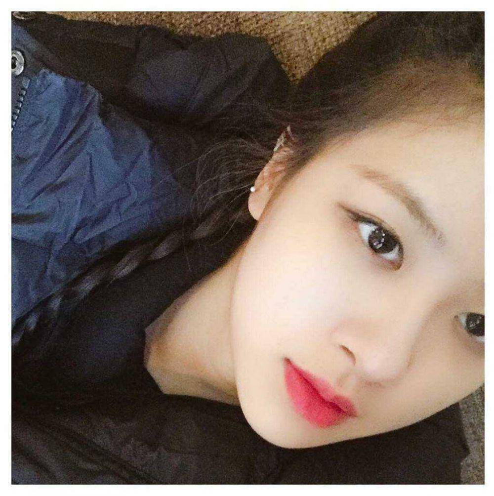 Instagram.com/blackpinkofficial