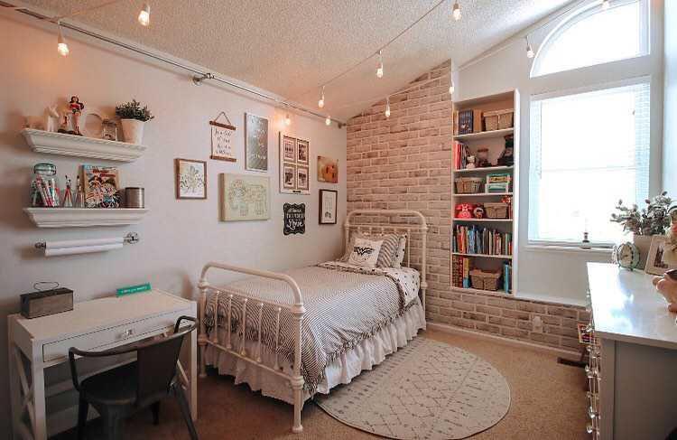 10 Desain Ruangan Semarak String Lights, Bikin Rumahmu Makin Cozy