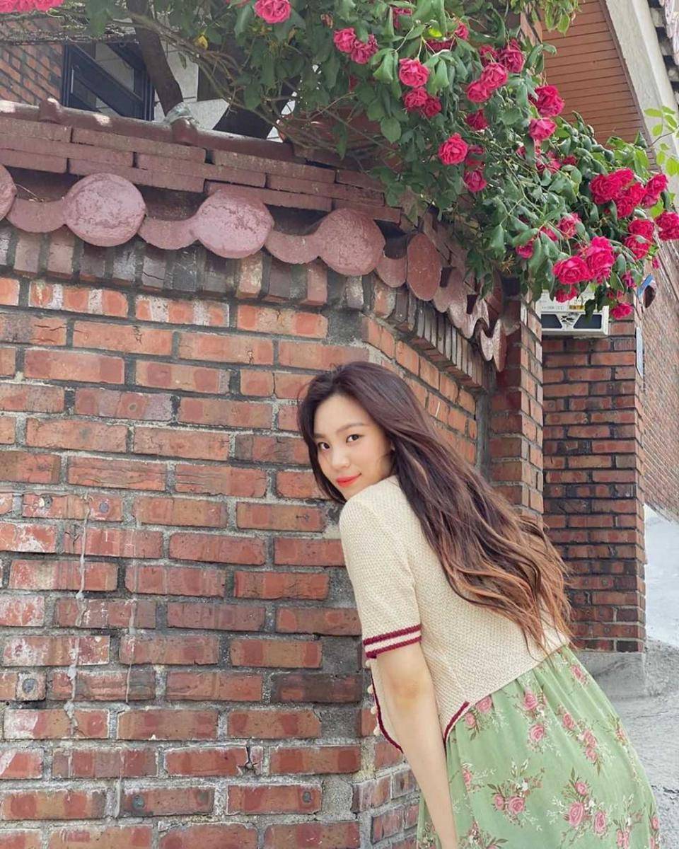 Instagram.com/ummmmm_j.i