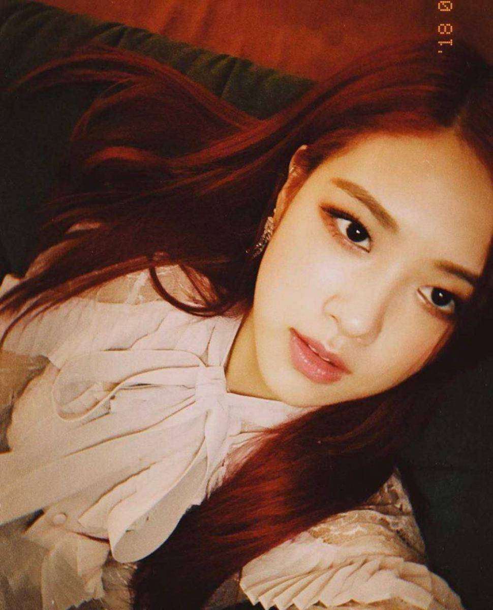 Instagram.com/roses_are_rosie
