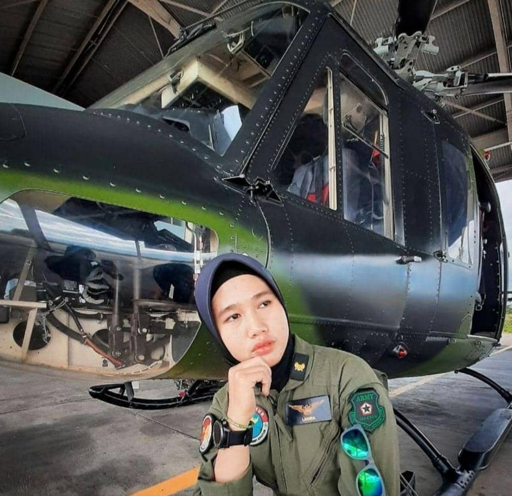 [WANSUS] Jadi Pilot Wanita Pertama TNI AD, Begini Kisah Puspita Ladiba