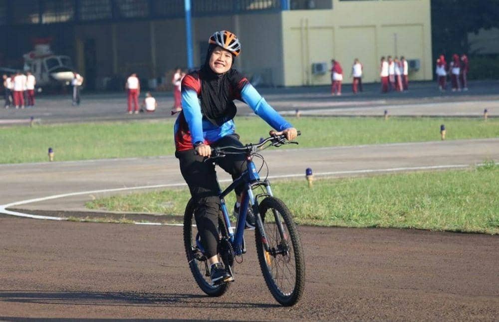 Letda CPN (K) Puspita Ladiba, Pilot Wanita Pertama TNI AD (Instagram.com/puspitaladiba)