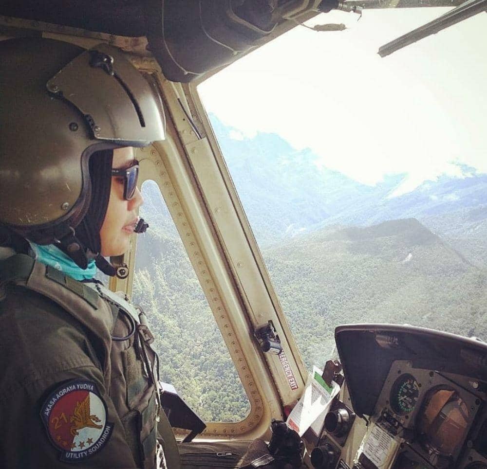 Letda CPN (K) Puspita Ladiba, Pilot Wanita Pertama TNI AD (Instagram.com/puspitaladiba)