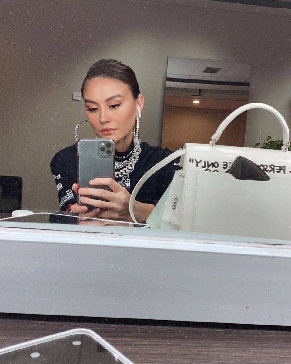 instagram.com/agnezmo