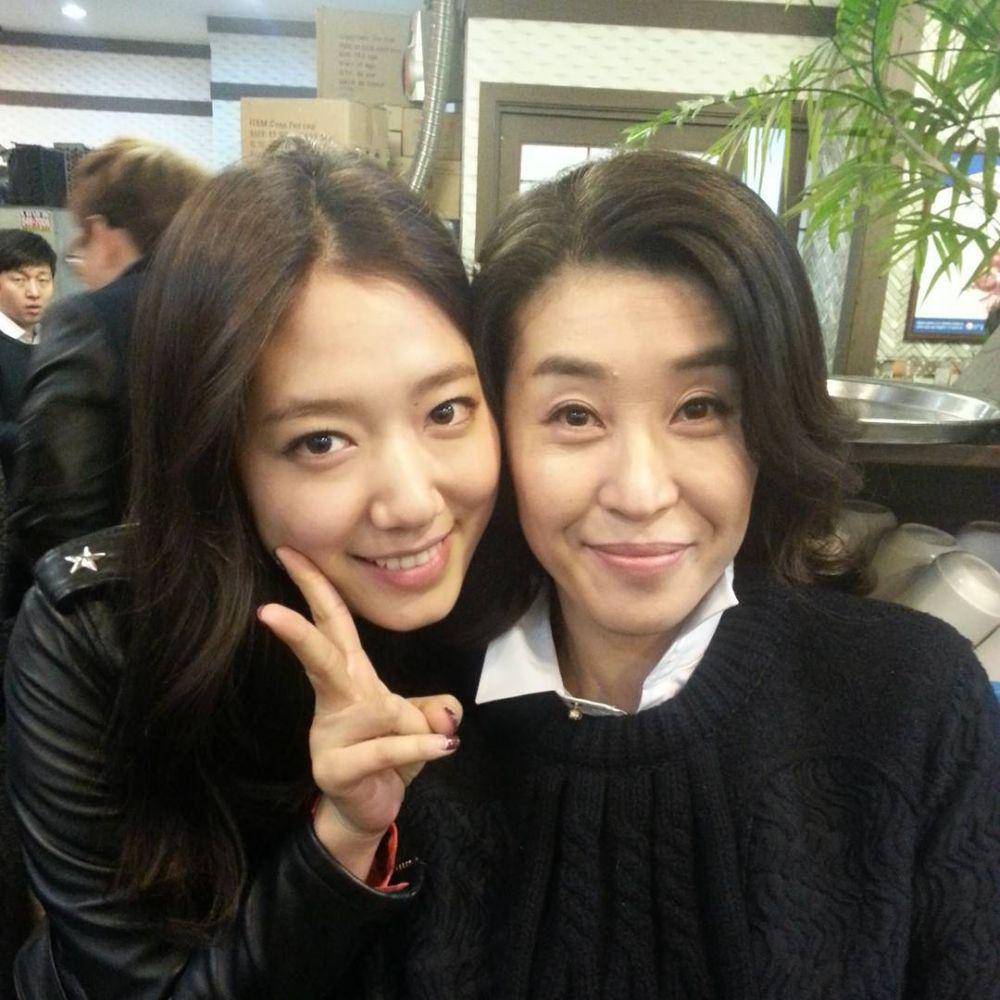 instagram.com/kim_mee_kyung