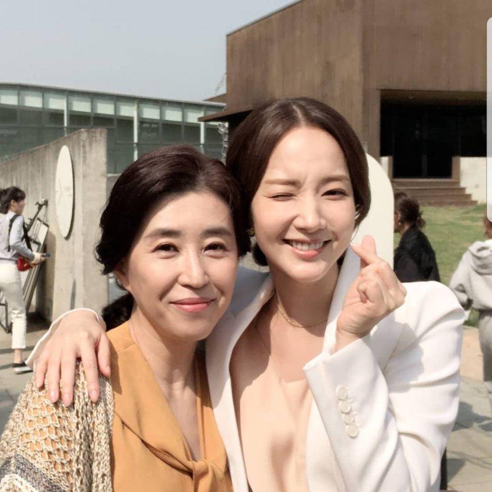 instagram.com/kim_mee_kyung