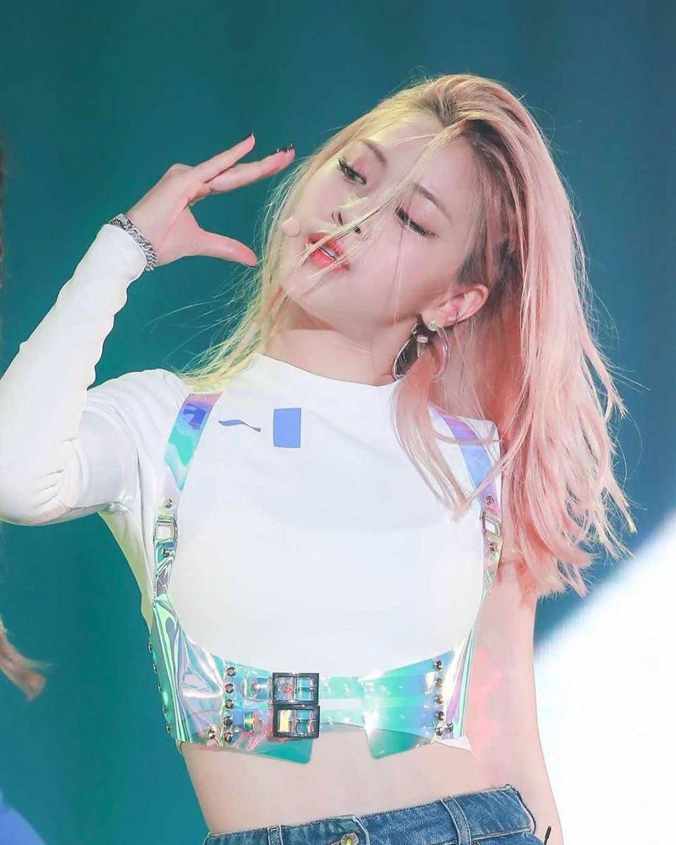 Instagram.com/itzy__ryujin