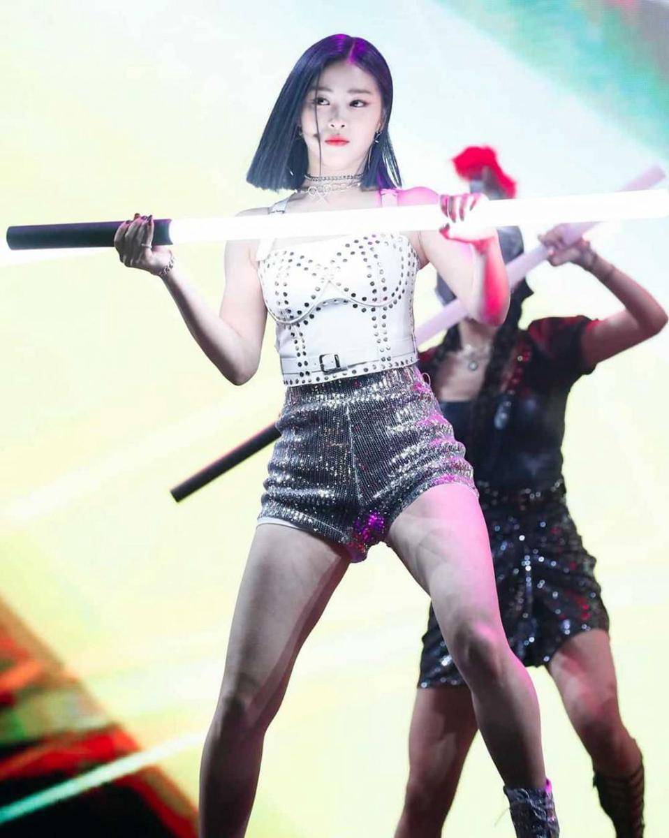 Instagram.com/itzy__ryujin