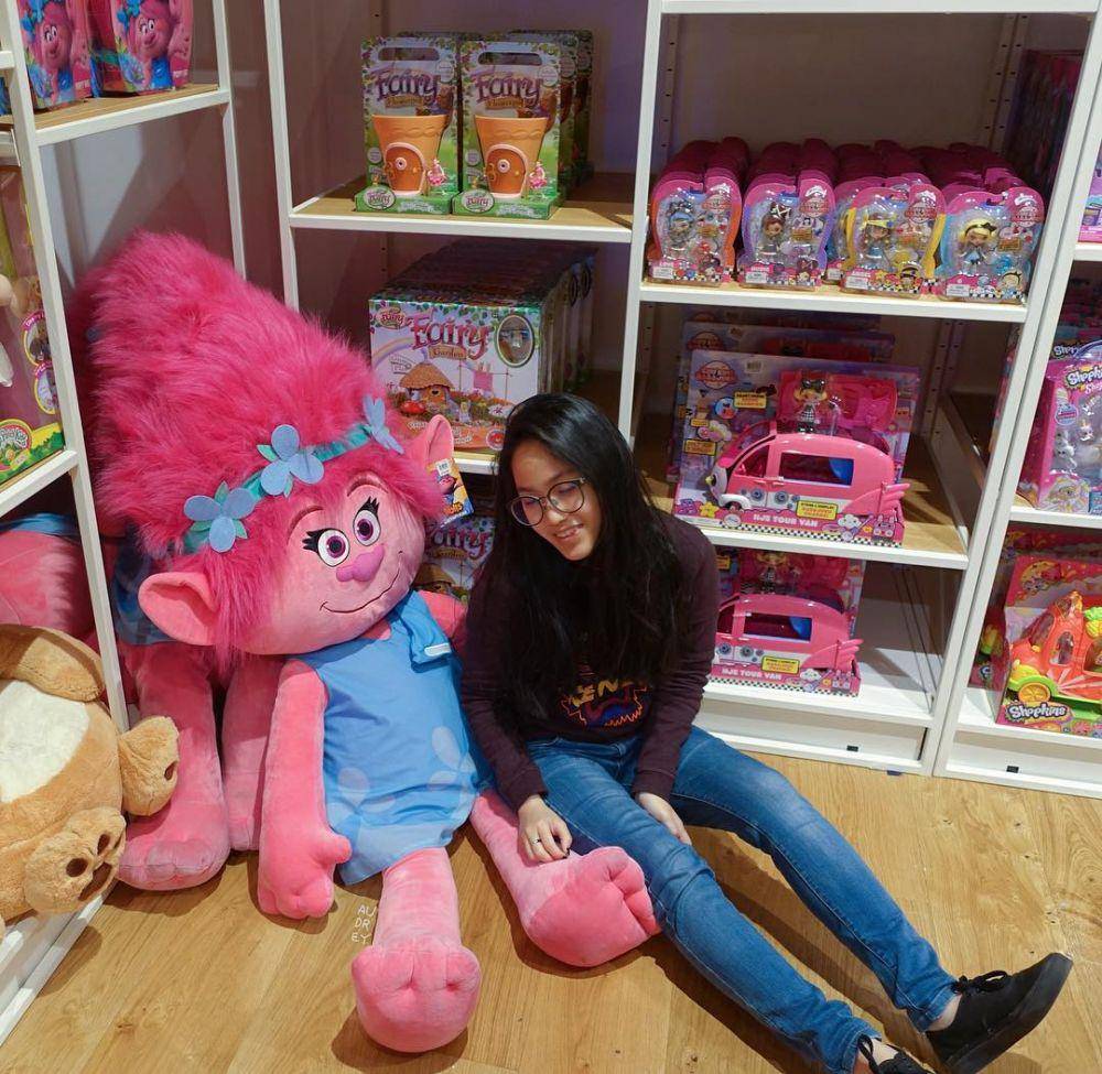 instagram.com/audreyteguh