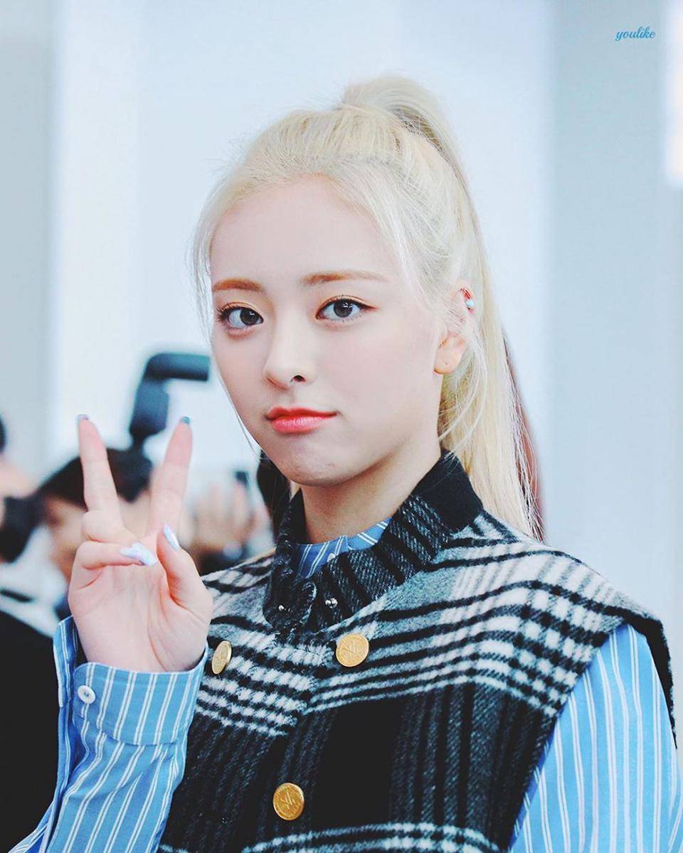 Instagram.com/yuna._itzy