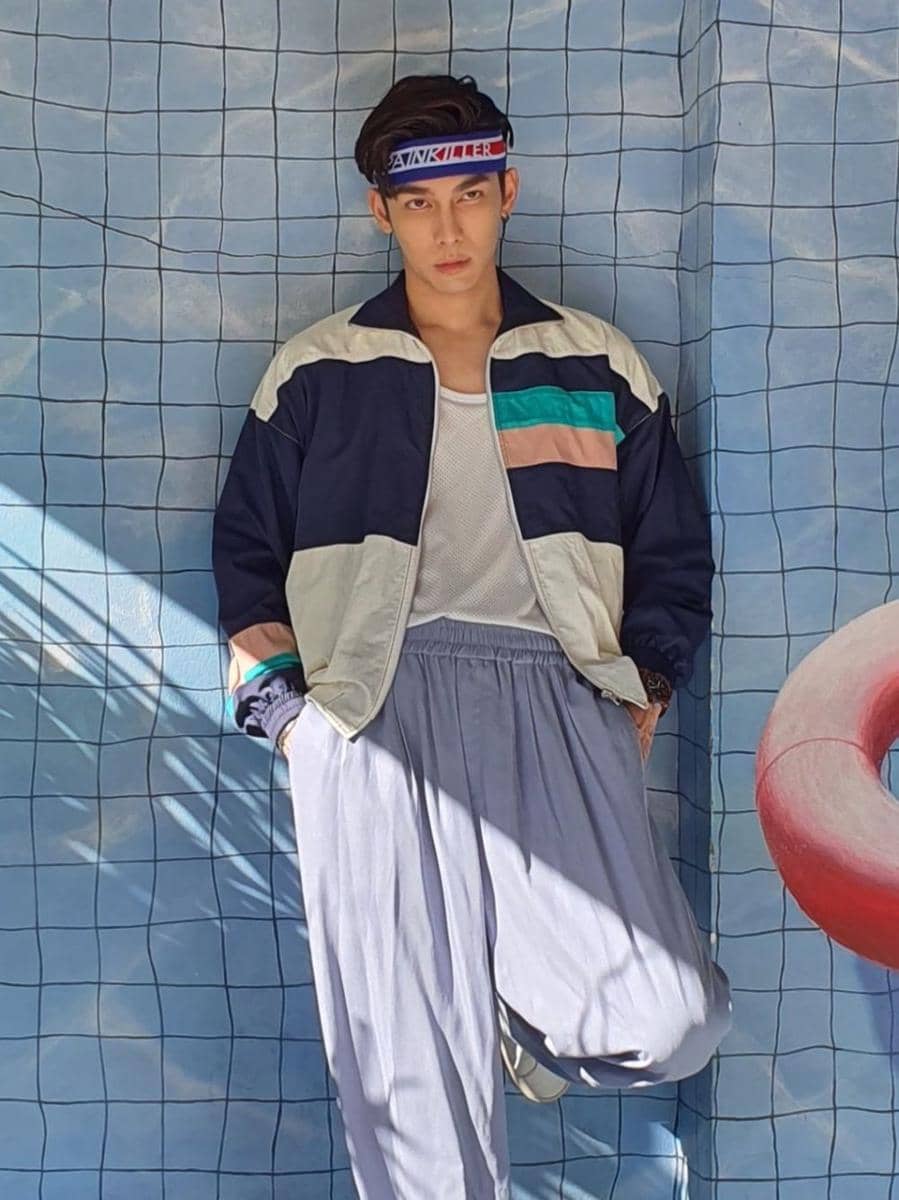 Twitter.com/Kazzmagazine