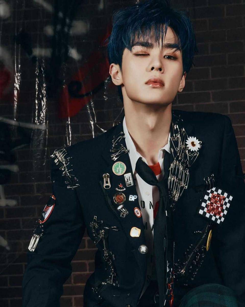 instagram.com/wayv_kun_
