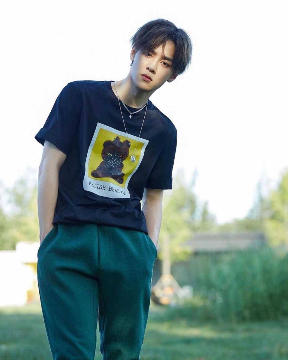 instagram.com/wayv_kun_
