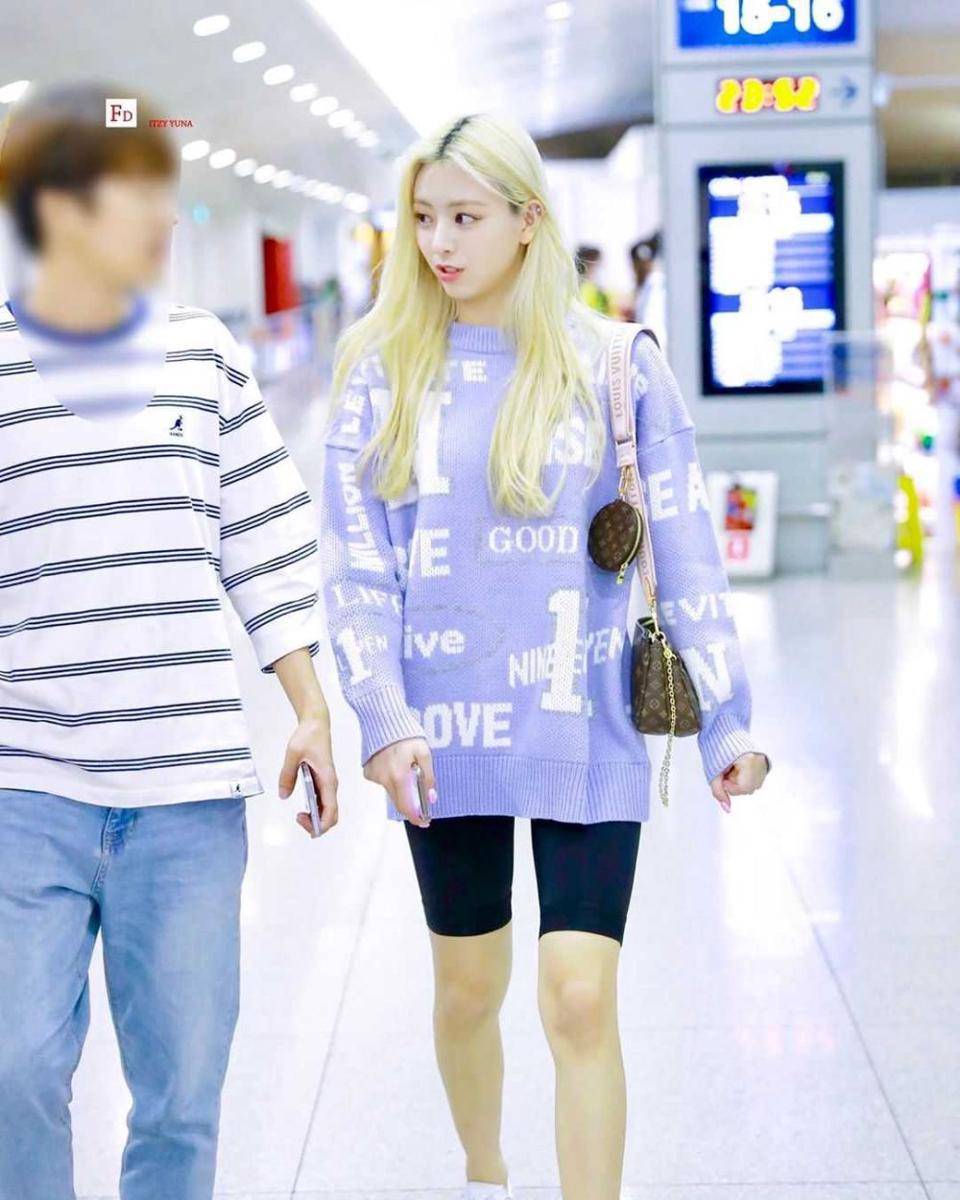 Instagram.com/yuna._itzy
