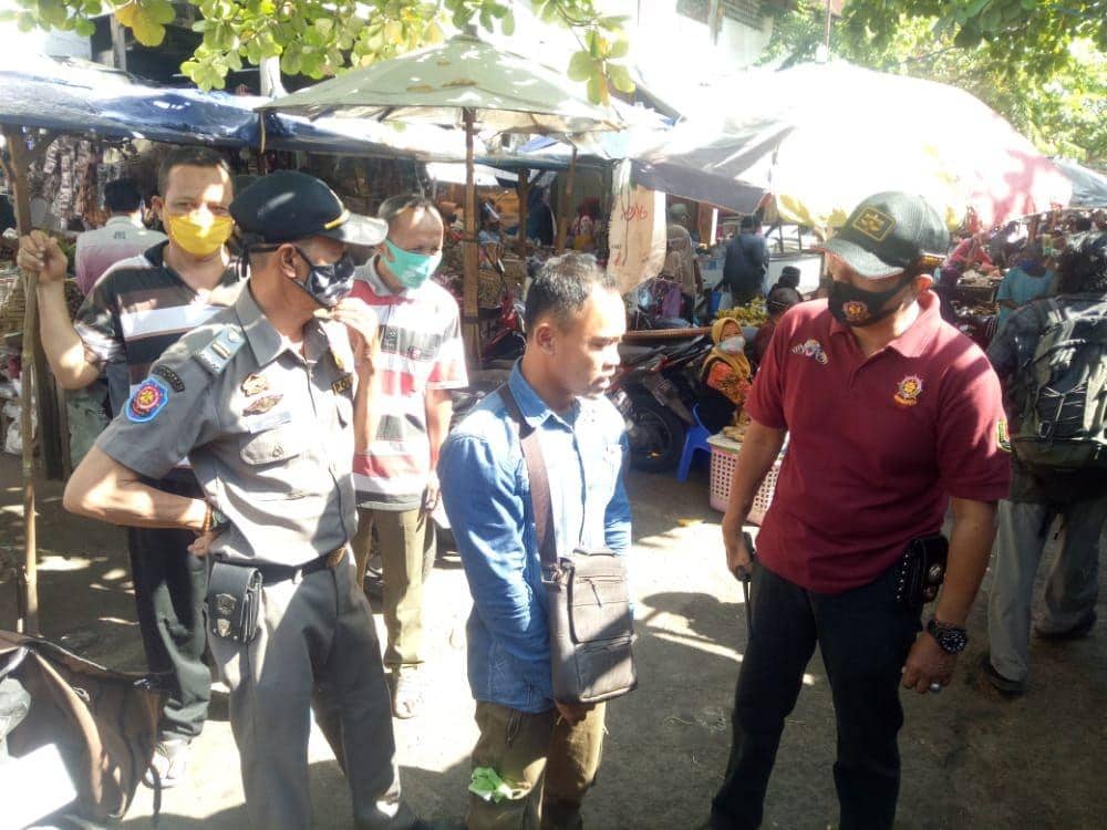 Seorang warga Semarang juga dihukum hafalkan Pancasila sebagai efek jera karena tidak pakai masker. Dok Satpol PP Kota Semarang
