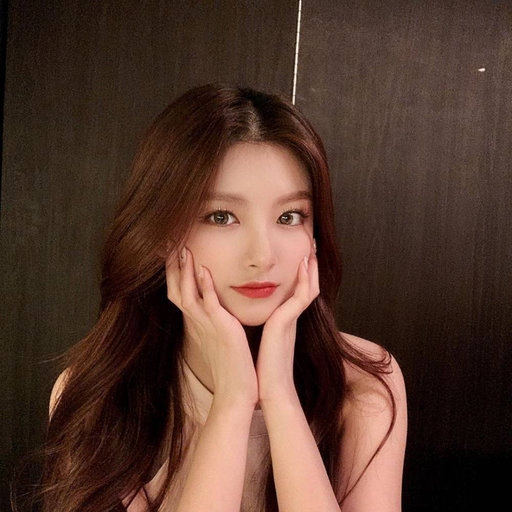 Instagram.com/official_everglow