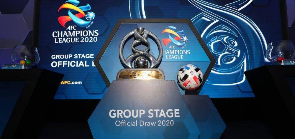 Trofi Liga Champions Asia. (football-tribe.com).