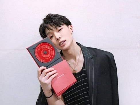 Bobby iKON (instagram.com/bobbyindaeyo)