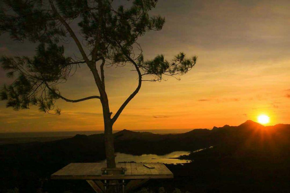 instagram.com/wisatakalibiru