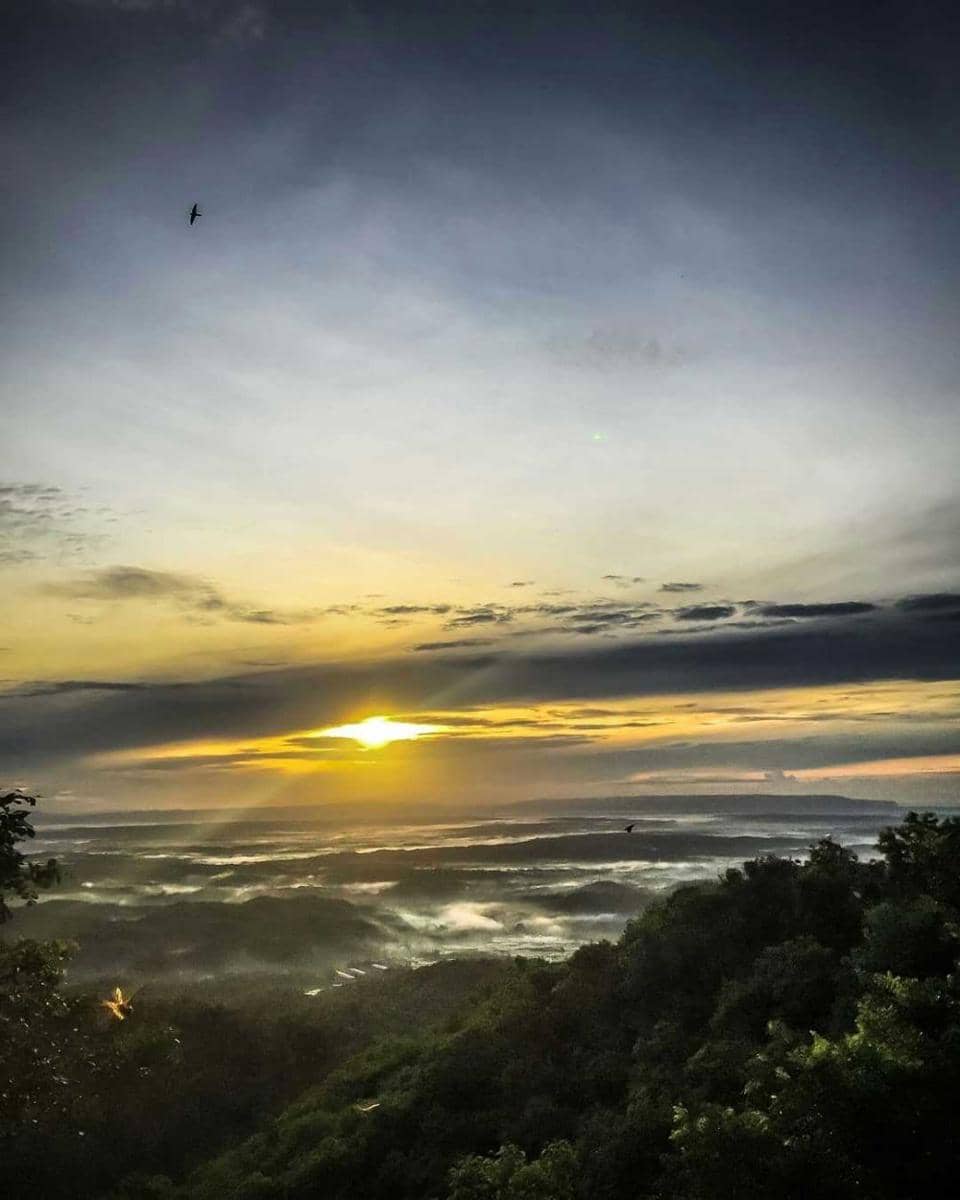 instagram.com/wisatakalibiru