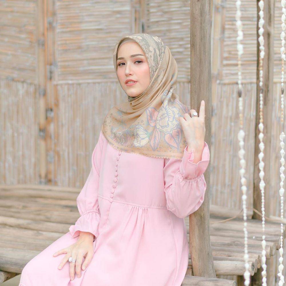 Instagram.com/adeliapasha