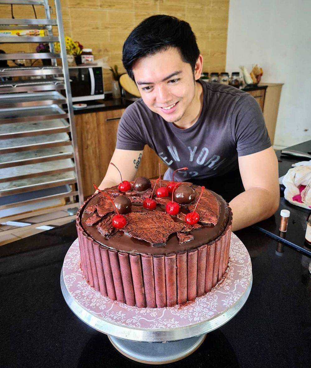 Instagram.com/nickytirta/