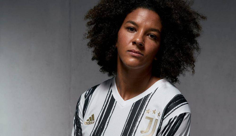 Jersey kandang baru Juventus musim 2020/2021. (juventus.com).