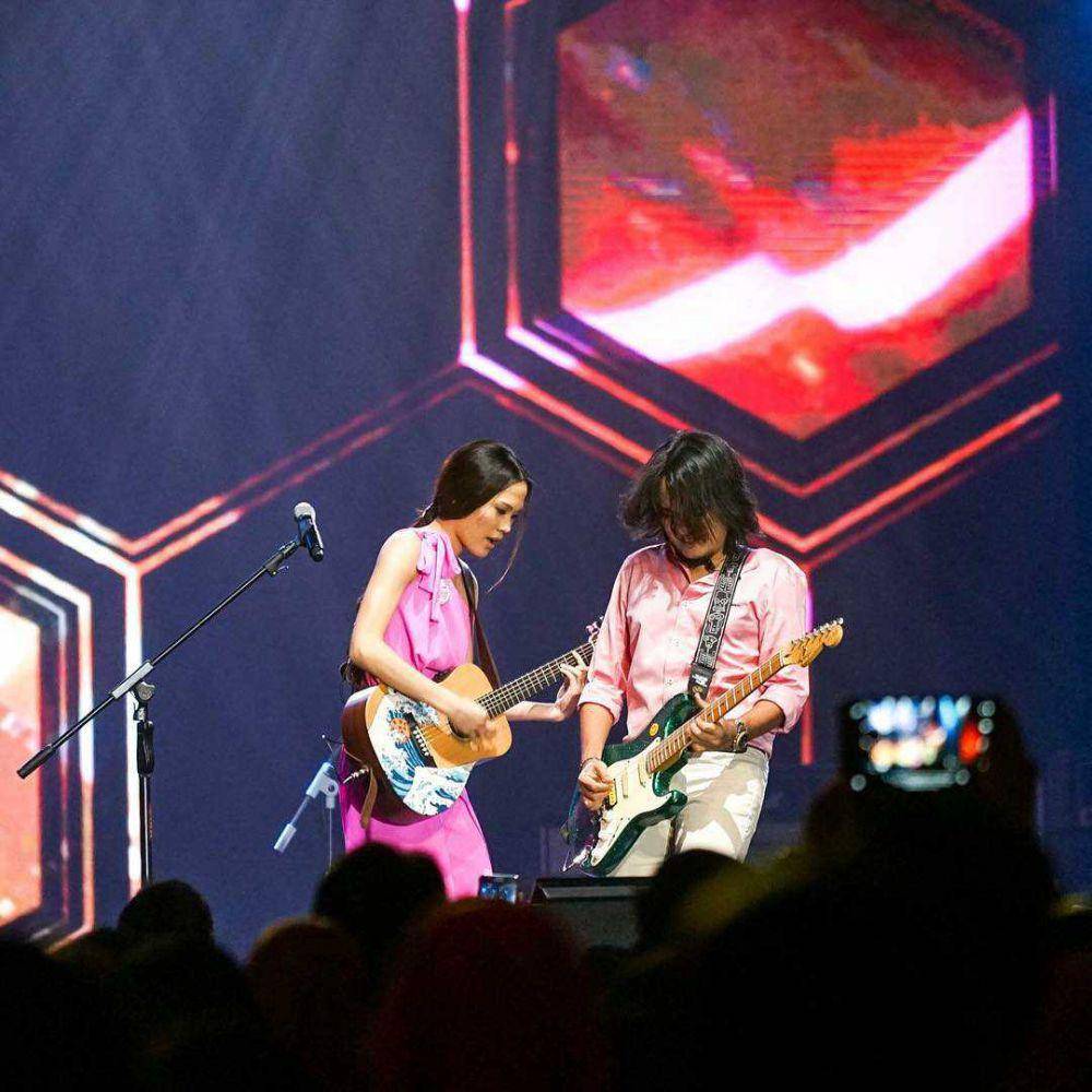 Instagram.com/sherylsheinafia