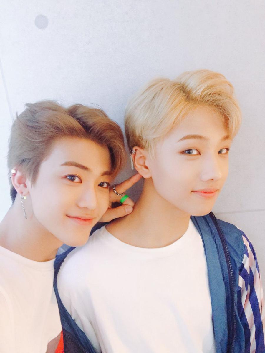 twitter.com/NCTsmtown